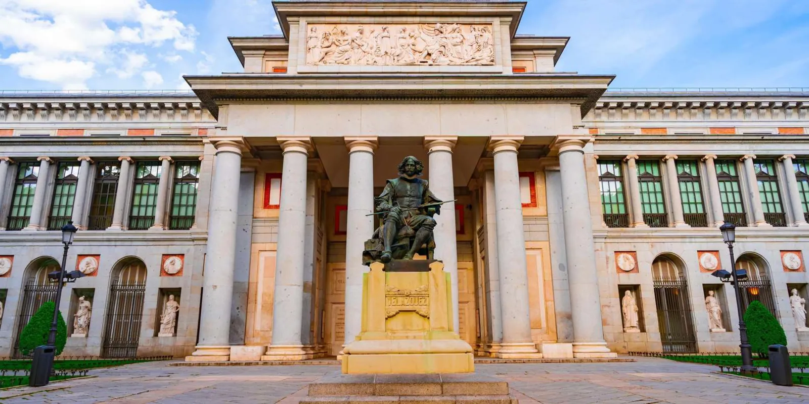 Frontal view of the Prado columns